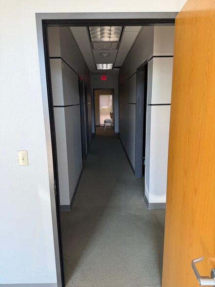 More Photos Of 1745 Swan Lake Rd, Bossier City Freestanding For Lease