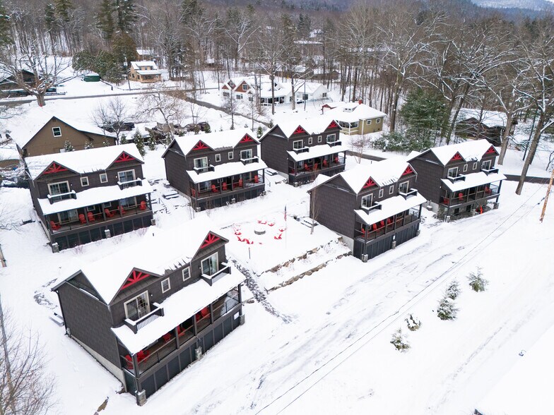 More Photos Of 10 Front St, Lake George Hospitality For Sale