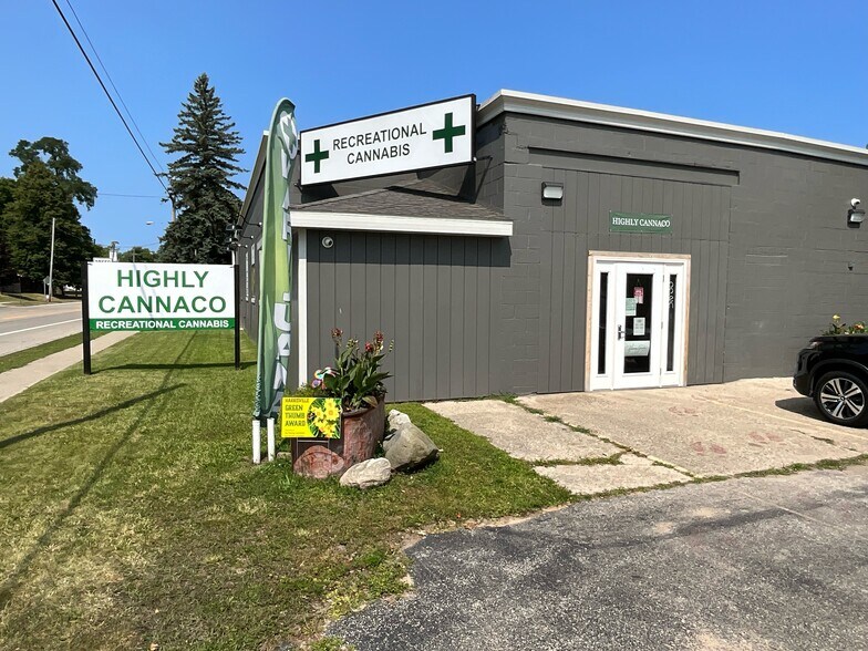 More Photos Of 108 U.S. 23, Harrisville Storefront For Lease