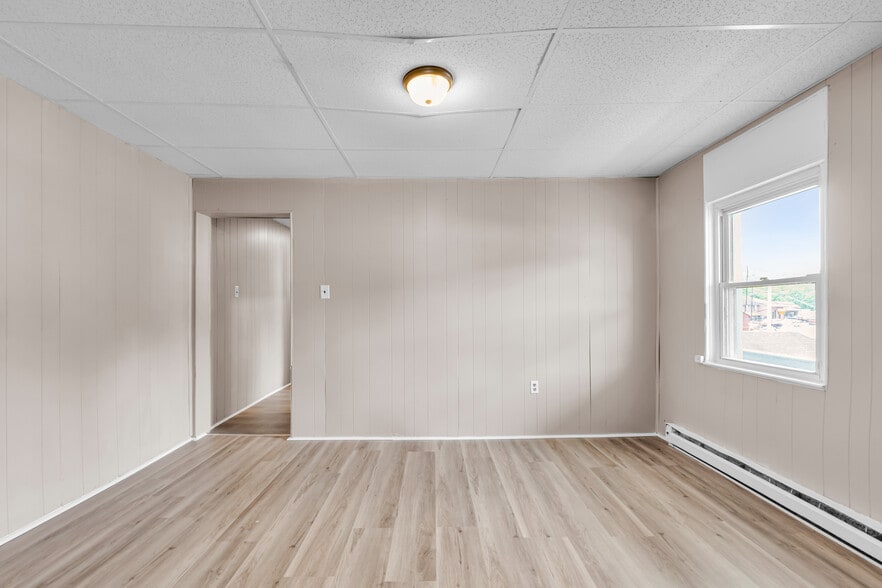 More Photos Of 409 W Broad St, Tamaqua Apartments For Sale