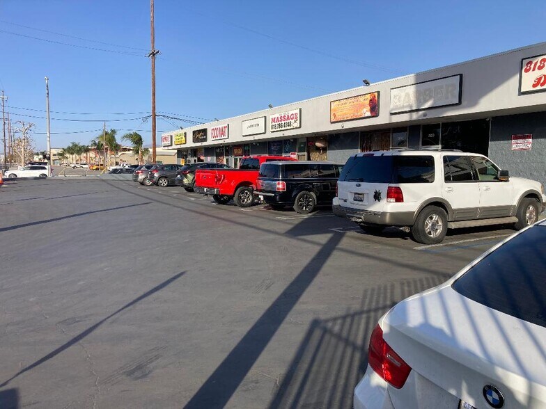 More Photos Of 7816-7834 Balboa Blvd, Van Nuys Unknown For Lease