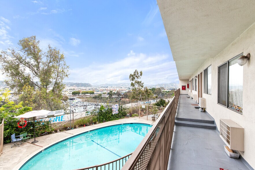More Photos Of 571 Fairview Ave, Los Angeles Apartments For Sale