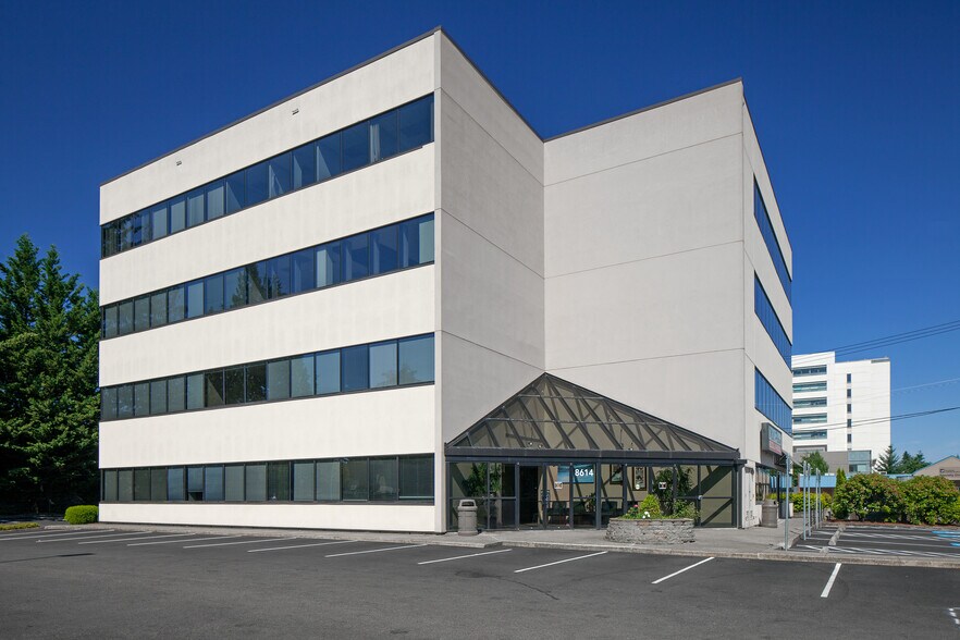 More Photos Of 8614 NE Mill Plain Blvd, Vancouver Medical For Lease