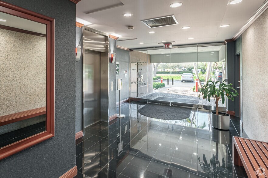 More Photos Of 551 NW 77th St, Boca Raton Office For Lease