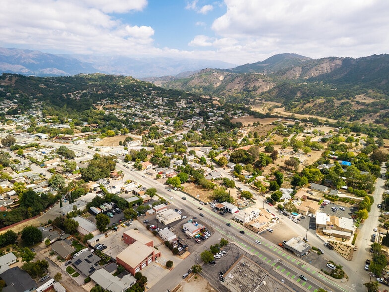 More Photos Of 501 N Ventura Ave, Oak View Auto Repair For Sale