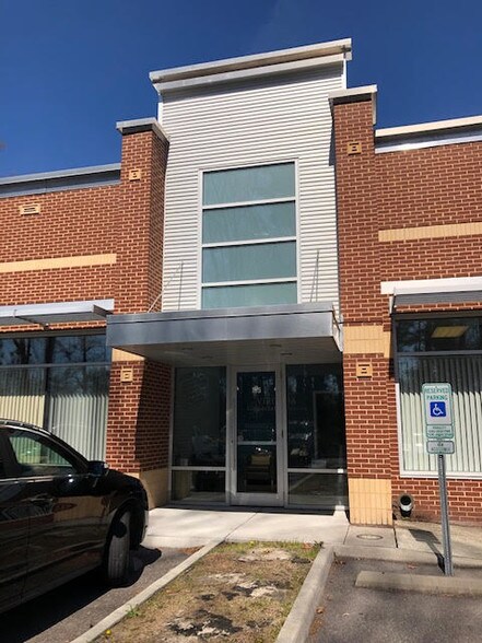More Photos Of 4669 South Blvd, Virginia Beach Office For Lease