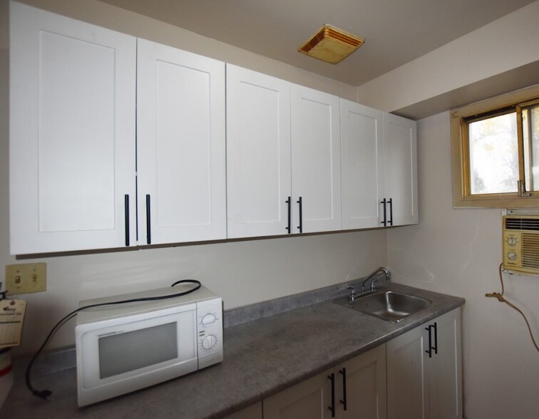 More Photos Of 859 Trunk Rd, Sault Ste. Marie Apartments For Sale