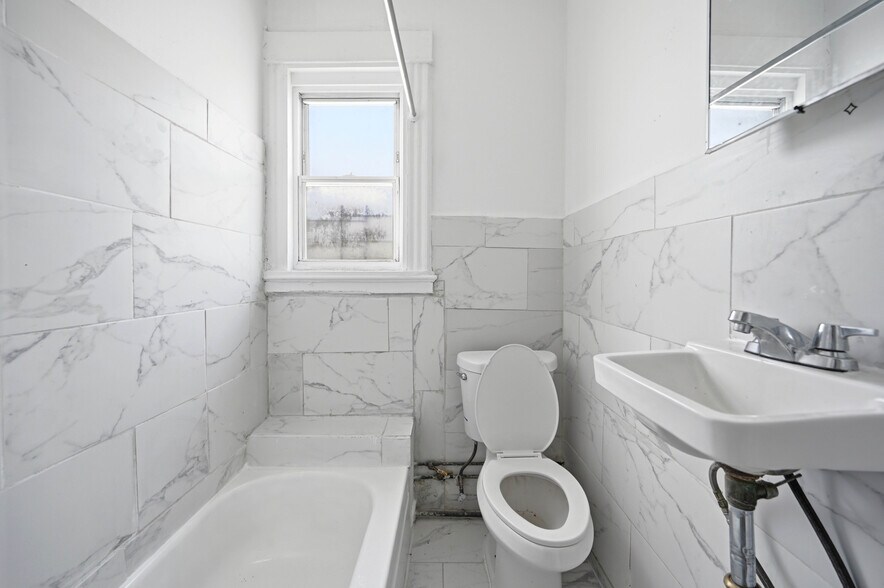 More Photos Of 4 Convent Ave, Yonkers Apartments For Sale