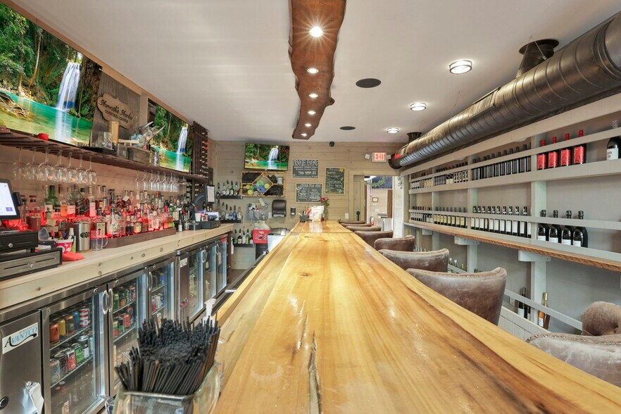 More Photos Of 14675 Zion Rd, Thornville Restaurant For Sale