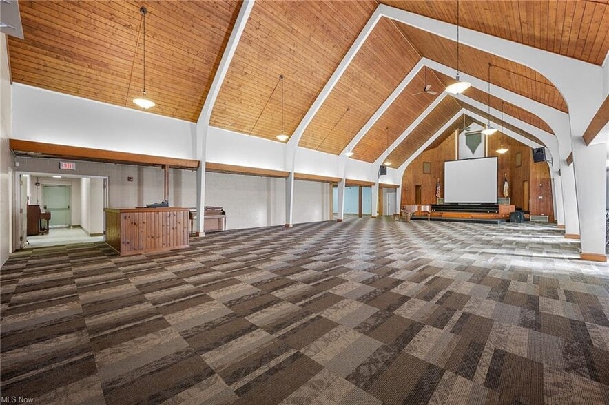 More Photos Of 1900 East Ave, Akron Religious Facility For Sale