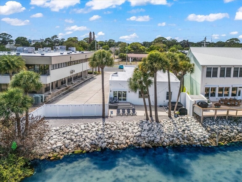 More Photos Of 2225 S Washington Ave, Titusville Office Residential For Sale