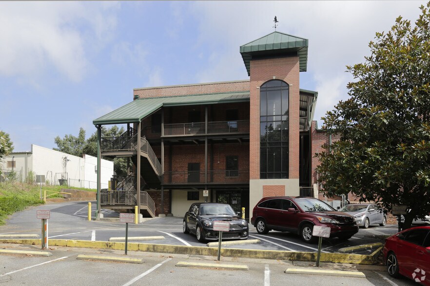 More Photos Of 655 S Main St, Greenville Loft Creative Space For Lease