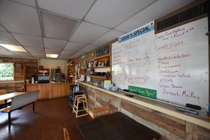 More Photos Of 1111 E Main St, Franklin Restaurant For Sale