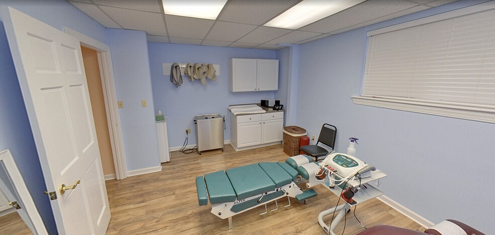 More Photos Of 307 Green St NW, Gainesville Office For Lease