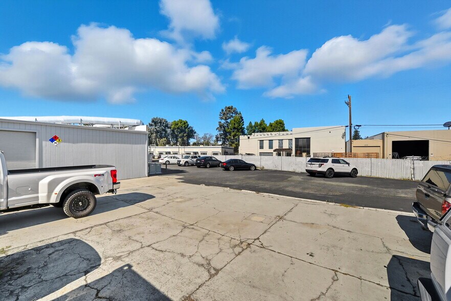 More Photos Of 1180 N 5th St, San Jose Manufacturing For Sale