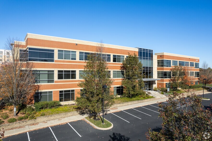 More Photos Of 2700 Kelly Rd, Warrington Office For Lease