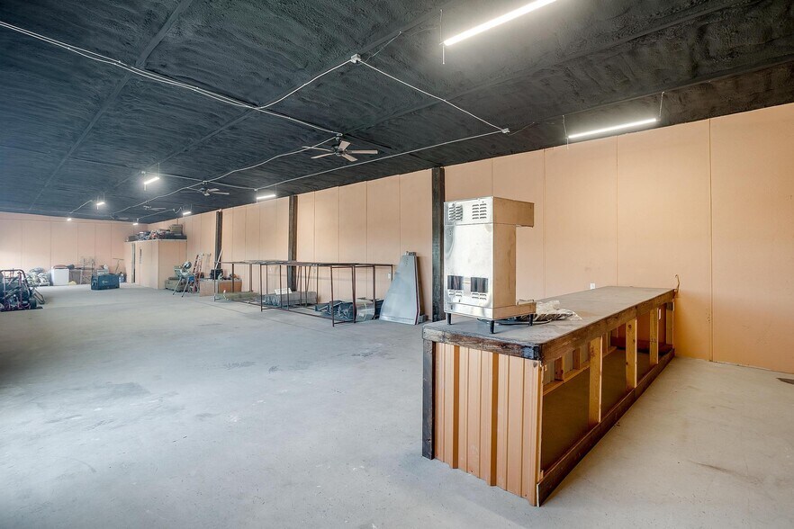 More Photos Of 4920 Tin Top Rd, Weatherford Office For Sale