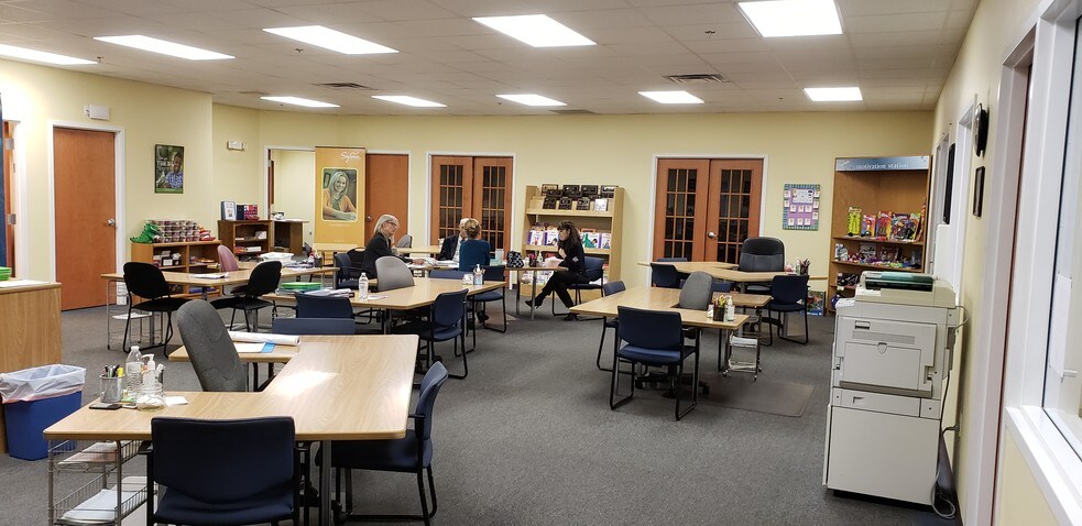 More Photos Of 75 Thomas Johnson Dr, Frederick Medical For Sale