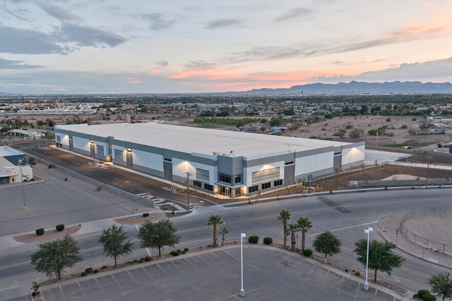 More Photos Of 8900 Escobar Dr, El Paso Distribution For Lease