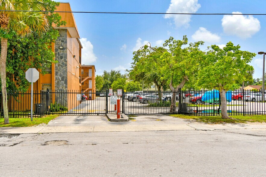 More Photos Of 1230-1330 W 54th St, Hialeah Apartments For Sale