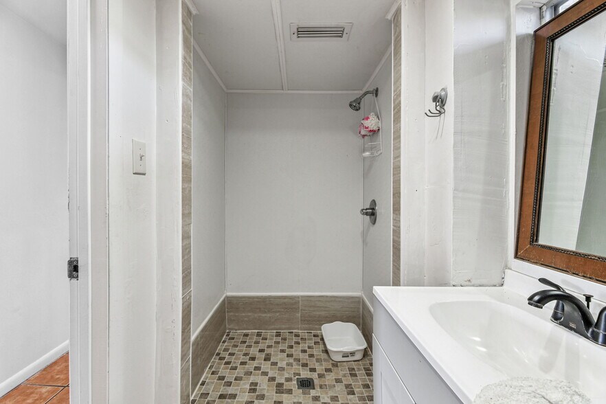 More Photos Of , Brandon Office For Sale