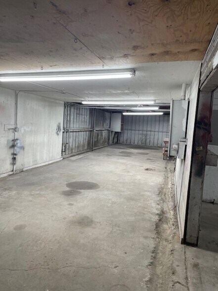 More Photos Of 1115 Hub St, Houston Warehouse For Lease