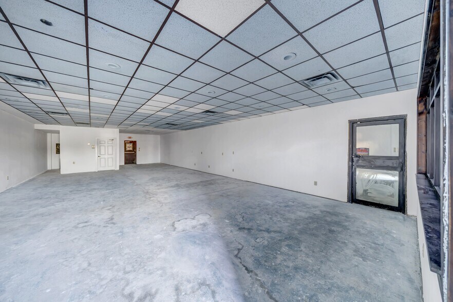 More Photos Of 1281 S Houston Lake Rd, Warner Robins General Retail For Sale