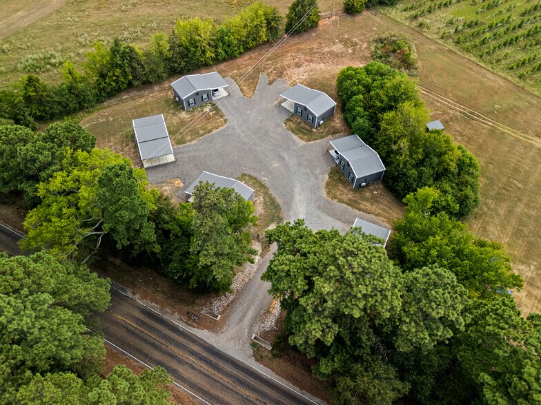 More Photos Of 6076 FM 1650, Gilmer Multifamily For Sale