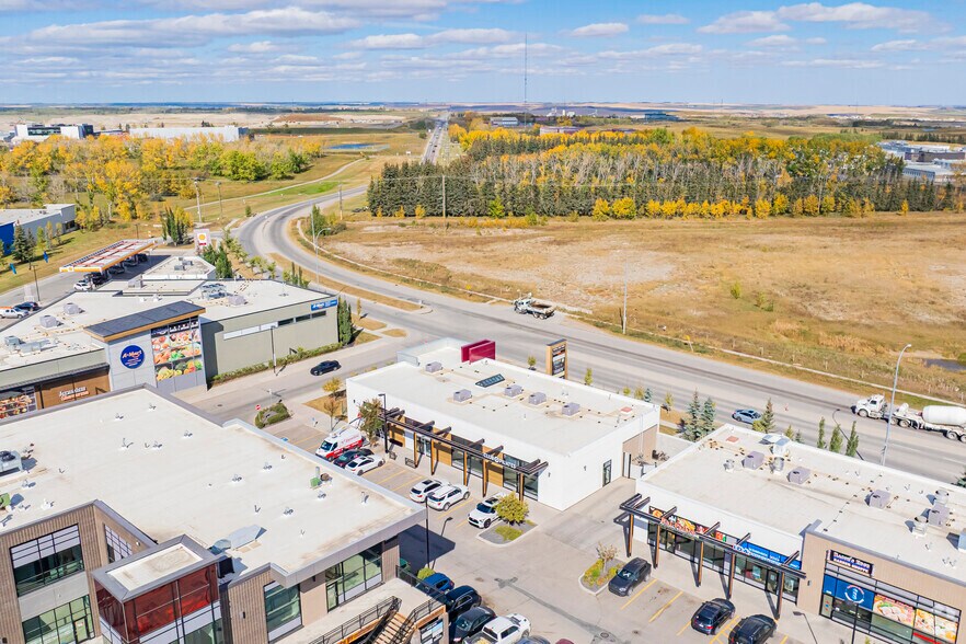 More Photos Of 8650 112th Ave NW, Calgary Storefront For Lease