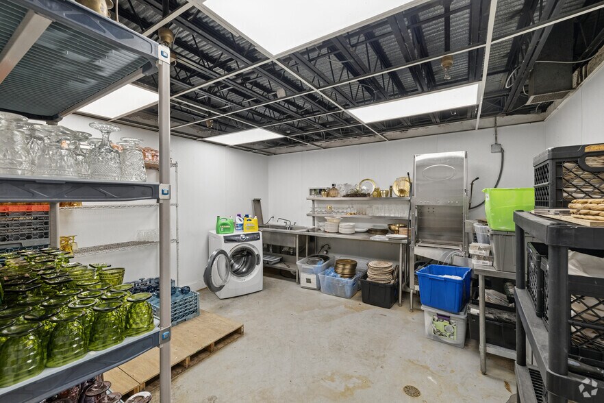 More Photos Of 7501 E 15th St, Sarasota Land For Lease