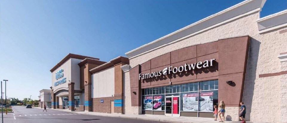 More Photos Of 145-185 Levittown Pky, Levittown Unknown For Lease