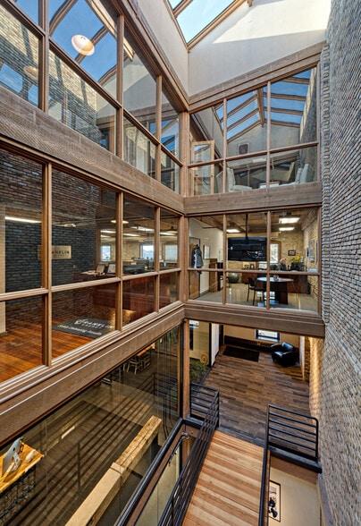 More Photos Of 2303 Wycliff St, Saint Paul Loft Creative Space For Lease