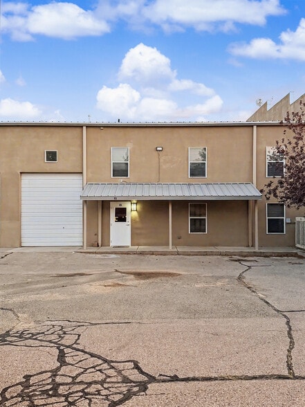 More Photos Of 21 Bisbee Ct, Santa Fe Warehouse For Lease