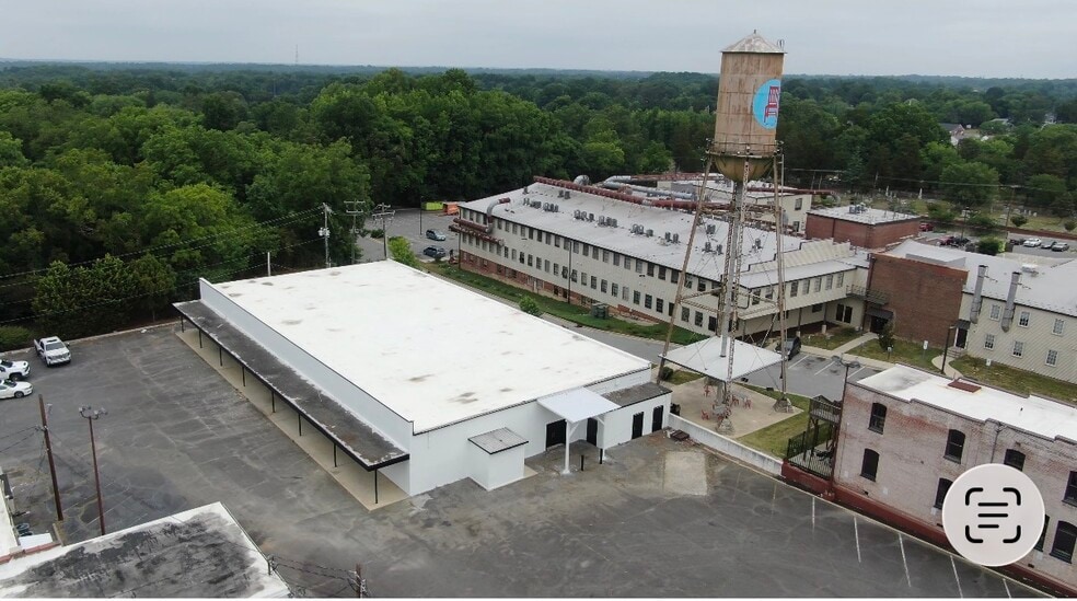 More Photos Of 111 Salem St, Thomasville Office For Lease