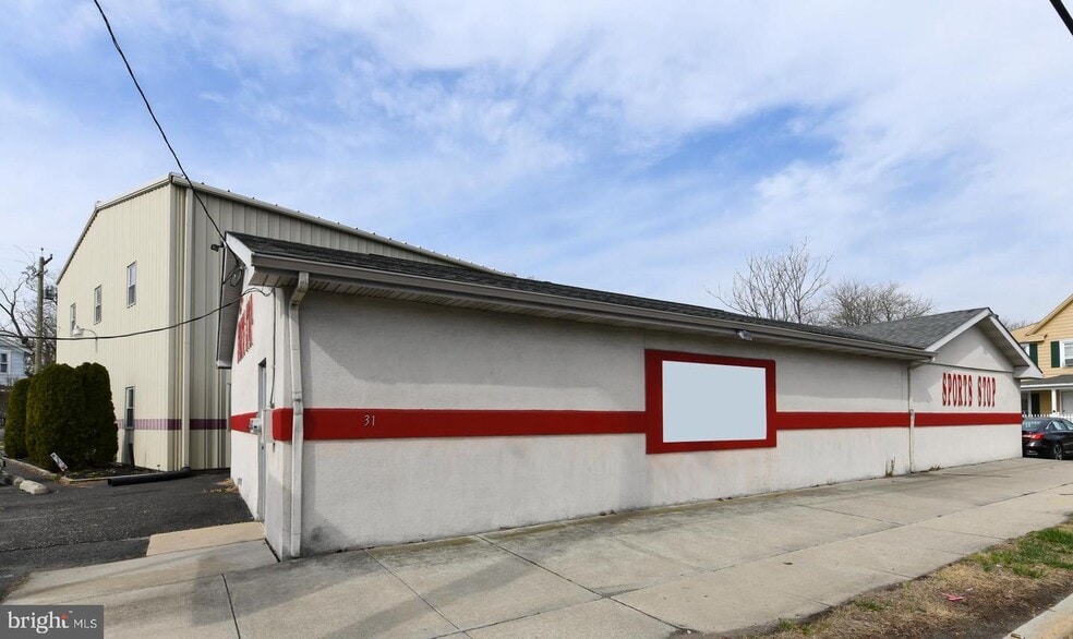 More Photos Of 26 State St, Glassboro Flex For Sale