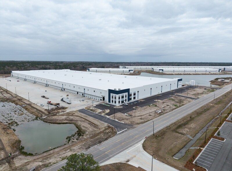 More Photos Of Central Port Logistics Ctr, Savannah Unknown For Lease