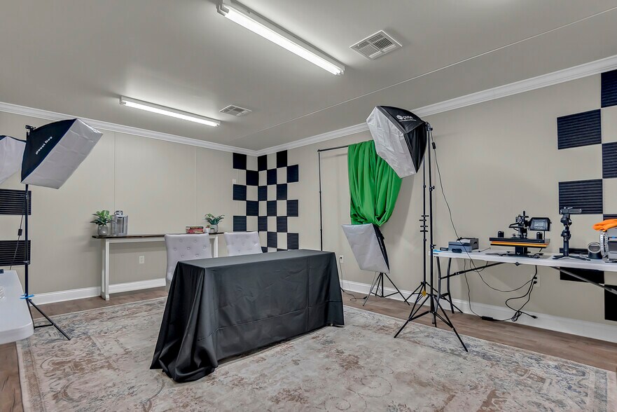 More Photos Of 1501 US Highway 19 S, Leesburg Office For Sale