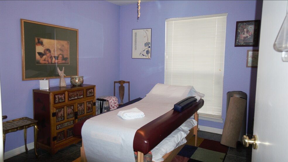 More Photos Of 1803A N Mays Street, Round Rock Office For Lease