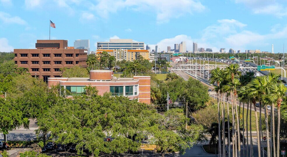 More Photos Of 701 N Westshore Blvd, Tampa Coworking Space