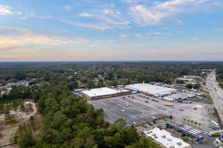 More Photos Of 7830-7846 Normandy Blvd, Jacksonville Specialty For Sale
