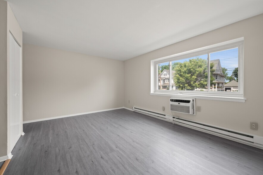 More Photos Of 1795 North Ave, Bridgeport Multifamily For Sale