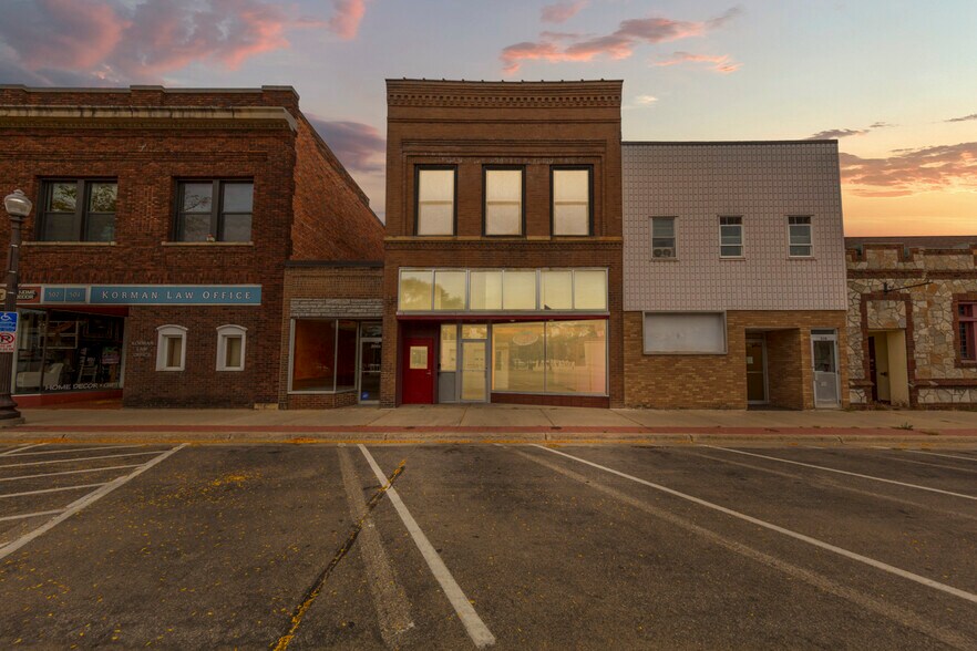 More Photos Of 508 Central Ave N, Faribault Storefront Retail Residential For Sale