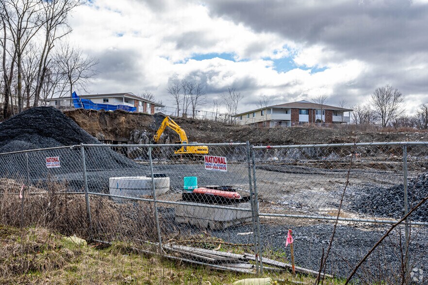 More Photos Of 5440-5442 US 9W, Newburgh Storefront For Lease