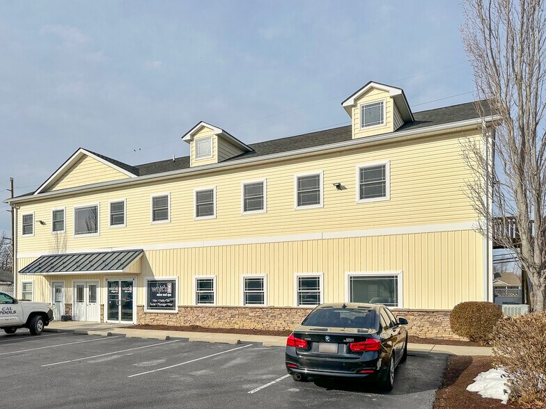 More Photos Of 232 Shopping Center Rd, Stevensville Storefront Retail Office For Sale