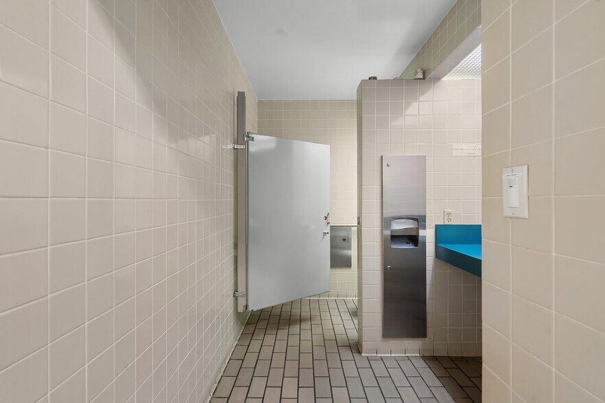 More Photos Of 203 Willow St, San Francisco Office For Lease