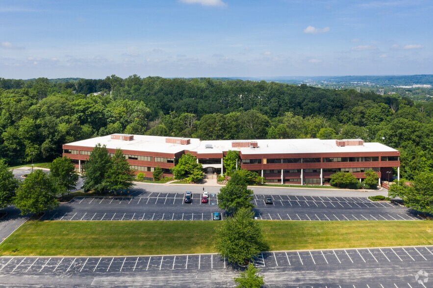 More Photos Of 1475 Dunwoody Dr, West Chester Office For Lease