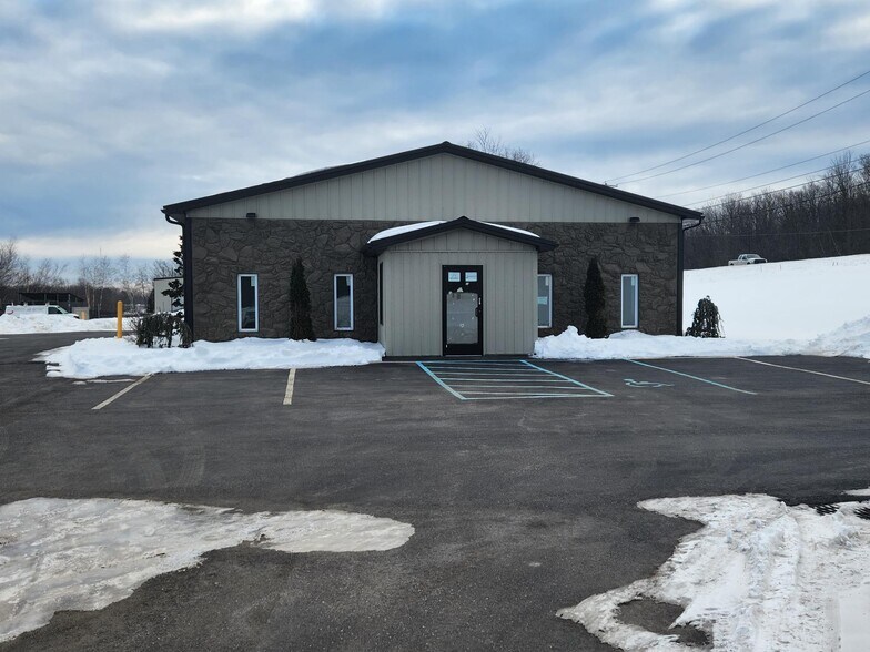 Primary Photo Of 5 N Conahan Dr, Hazleton Warehouse For Lease