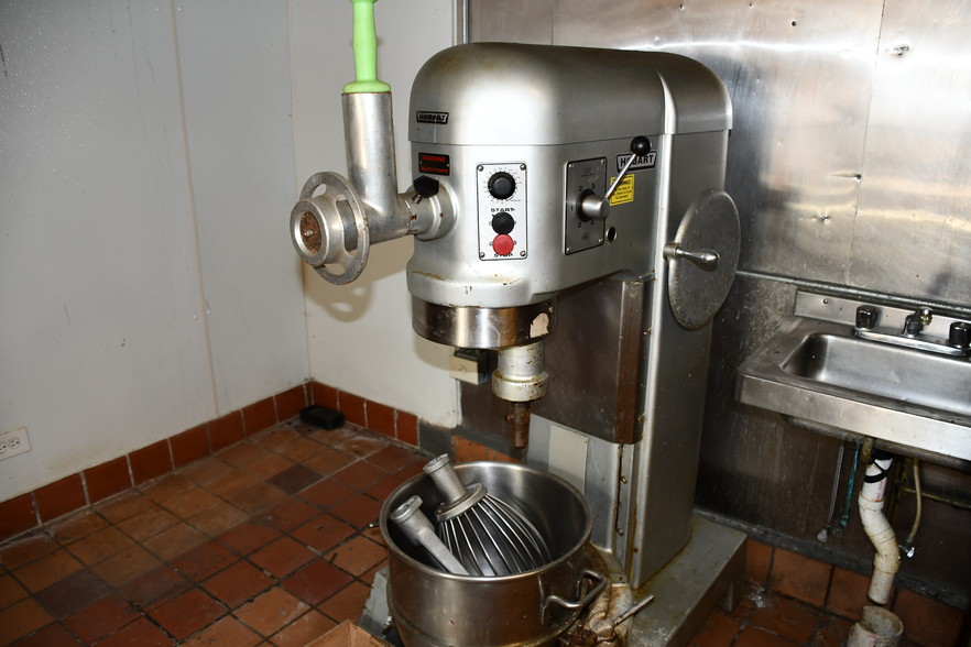 More Photos Of 10211 W Lincoln Hwy, Frankfort Restaurant For Lease