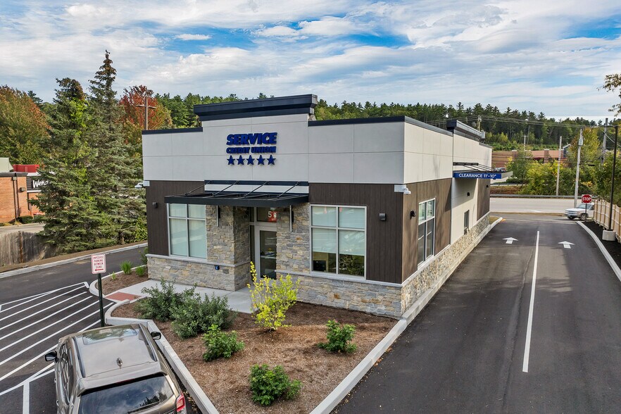 More Photos Of 5 Sargents Pl, Gilford General Retail For Sale