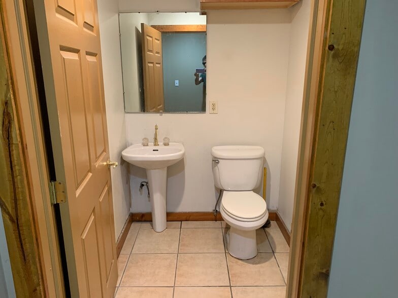 More Photos Of 4050 E 116th St, Cleveland Warehouse For Sale
